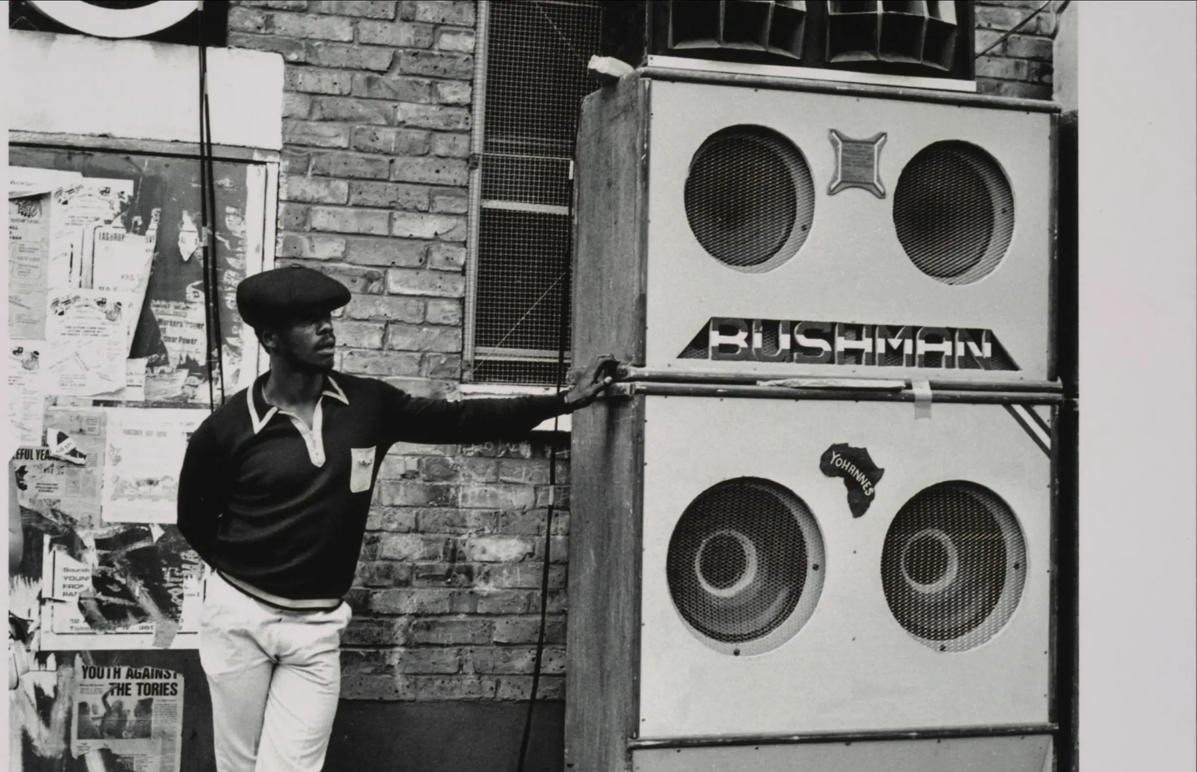 https://mixmag.asia/read/26-photos-of-sound-systems-through-the-ages-galleries